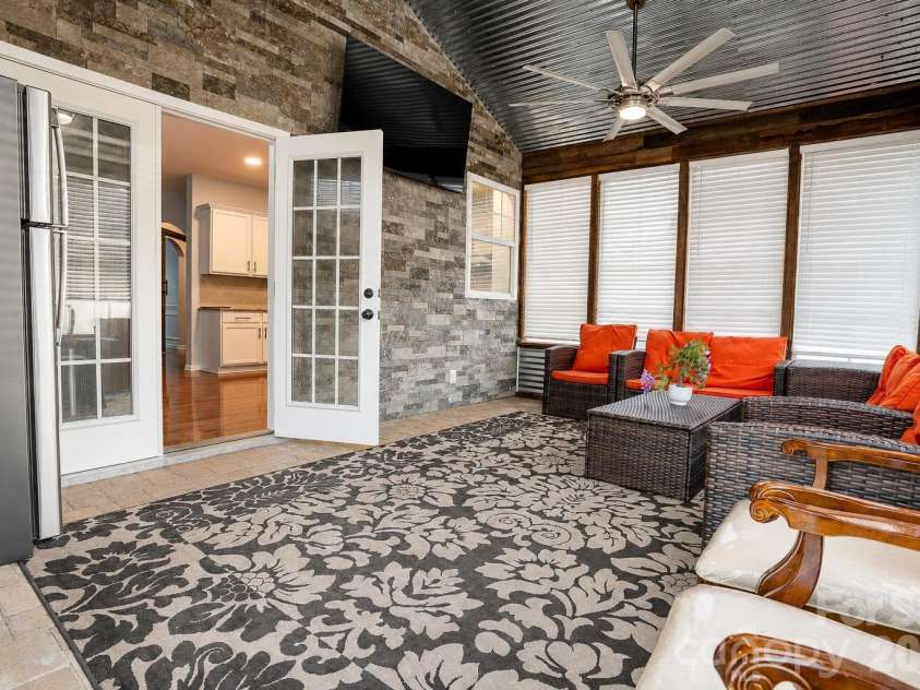 10345 Wesson Hunt Road, Huntersville, NC 28078.  MLS# CAR4406605, YatesRealty ID 39288. 