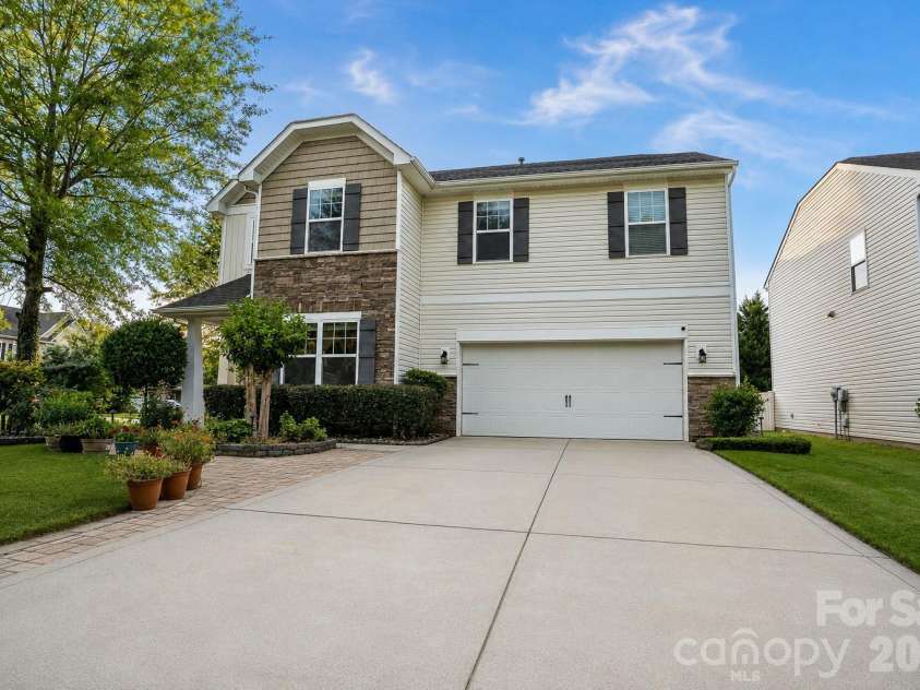 10345 Wesson Hunt Road, Huntersville, NC 28078.  MLS# CAR4406605, YatesRealty ID 39288. 