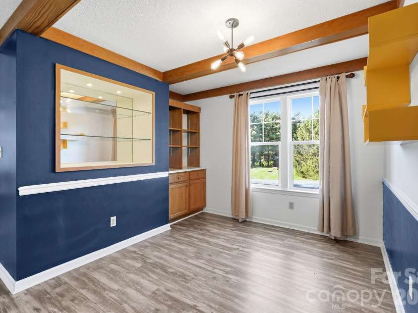 2705 Deermouse Way, Hendersonville, NC 28792.  MLS# CAR4404914, YatesRealty ID 39289. Dining Room
