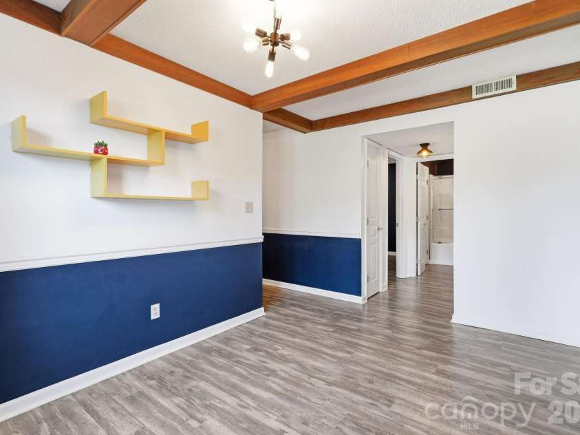 2705 Deermouse Way, Hendersonville, NC 28792.  MLS# CAR4404914, YatesRealty ID 39289. Dining Room
