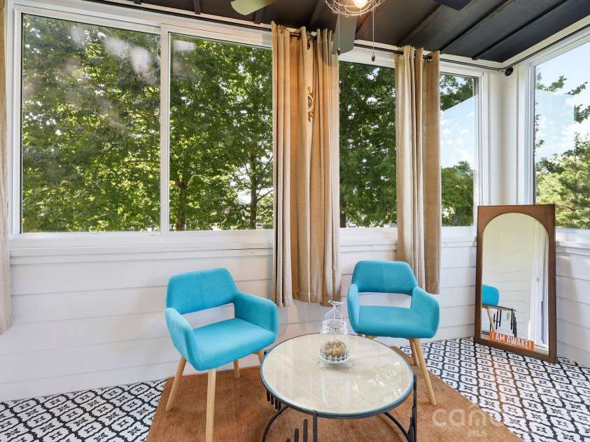 2705 Deermouse Way, Hendersonville, NC 28792.  MLS# CAR4404914, YatesRealty ID 39289. Sunroom