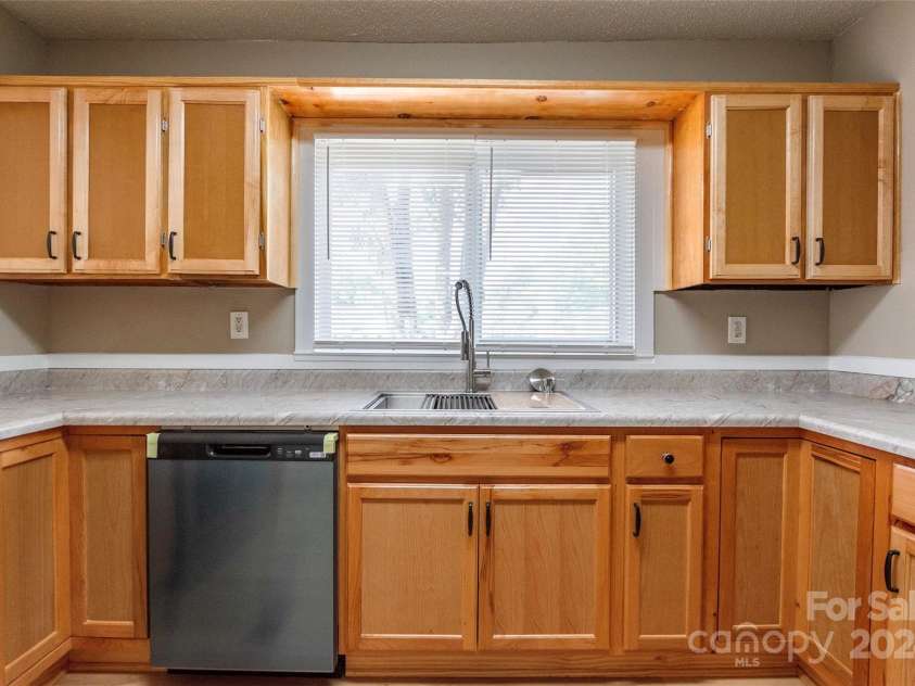 1158 Evans Avenue, Rock Hill, SC 29732.  MLS# CAR4163892, YatesRealty ID 3929. 