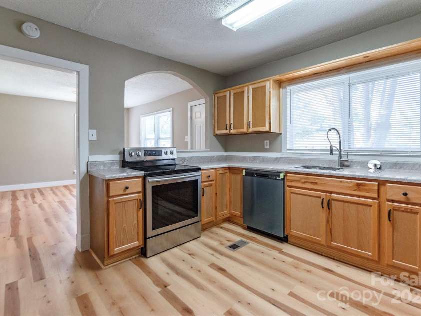 1158 Evans Avenue, Rock Hill, SC 29732.  MLS# CAR4163892, YatesRealty ID 3929. 