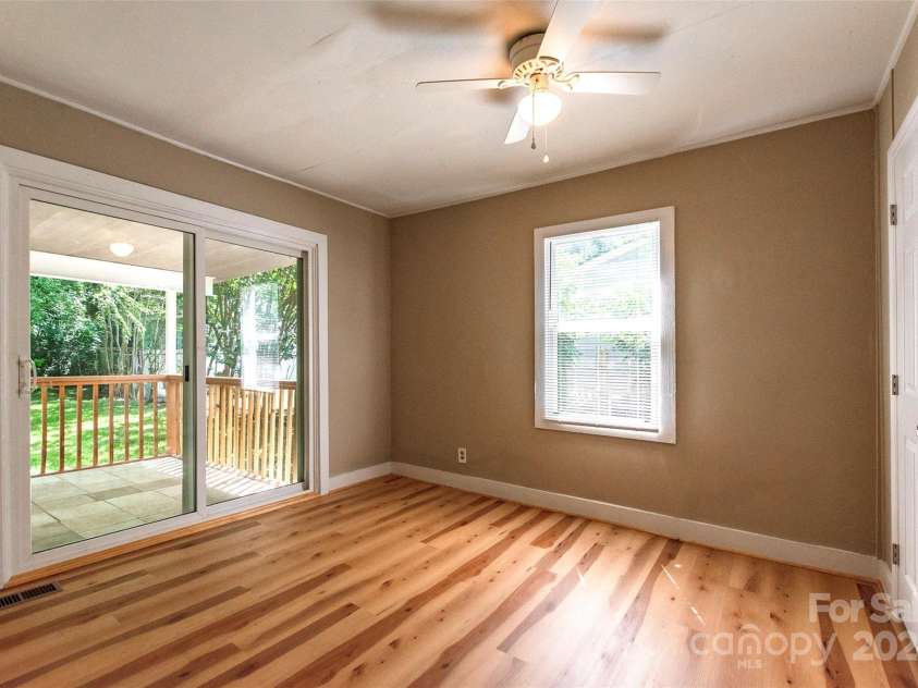 1158 Evans Avenue, Rock Hill, SC 29732.  MLS# CAR4163892, YatesRealty ID 3929. 