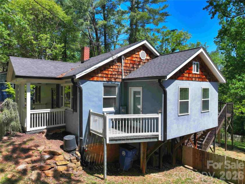 175 Chatham Road, Asheville, NC 28804.  MLS# CAR4265209, YatesRealty ID 3929. 
