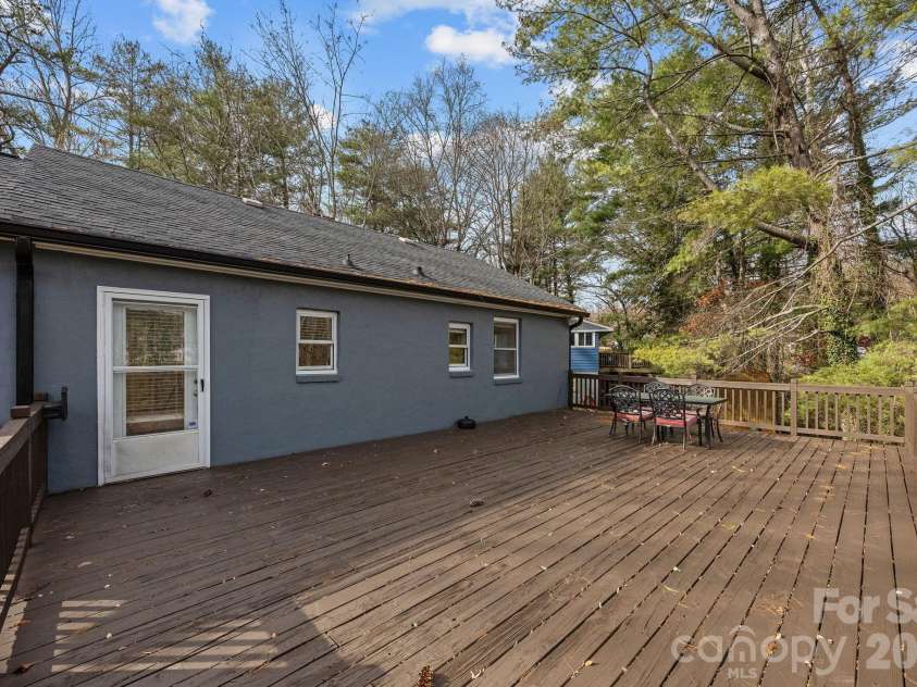 175 Chatham Road, Asheville, NC 28804.  MLS# CAR4265209, YatesRealty ID 3929. Big Back Deck!