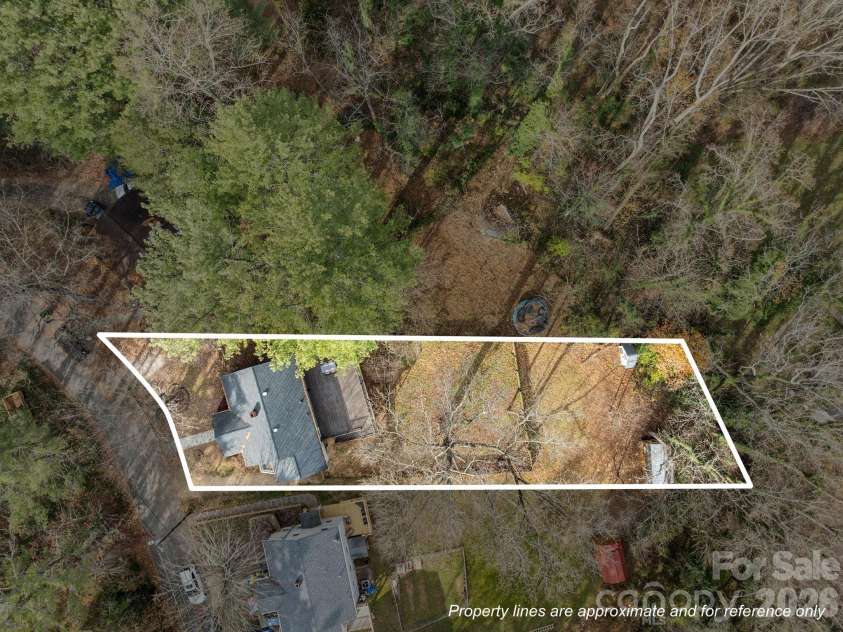 175 Chatham Road, Asheville, NC 28804.  MLS# CAR4265209, YatesRealty ID 3929. Perfect Lot for an ADU!