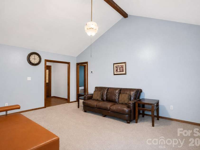11513 Waterflower Lane, Charlotte, NC 28262.  MLS# CAR4406582, YatesRealty ID 39292. 