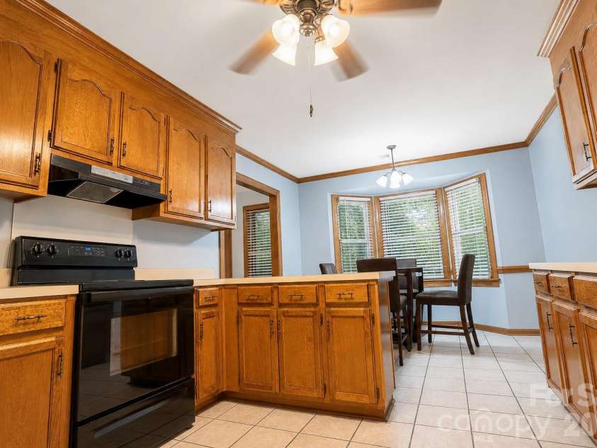 11513 Waterflower Lane, Charlotte, NC 28262.  MLS# CAR4406582, YatesRealty ID 39292. 