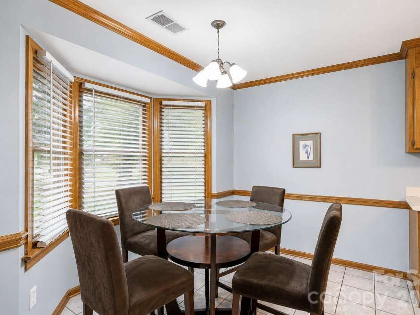 11513 Waterflower Lane, Charlotte, NC 28262.  MLS# CAR4406582, YatesRealty ID 39292. 
