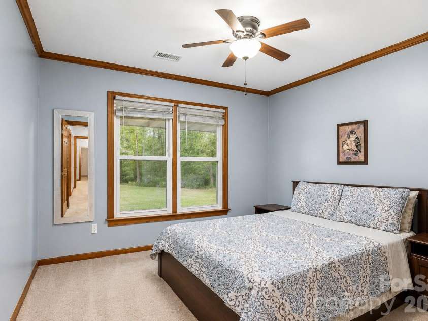 11513 Waterflower Lane, Charlotte, NC 28262.  MLS# CAR4406582, YatesRealty ID 39292. 