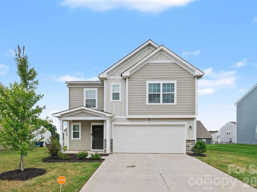 152 Hanging Rock Trail, Statesville, NC 28625.  MLS# CAR4406133, YatesRealty ID 39294. 