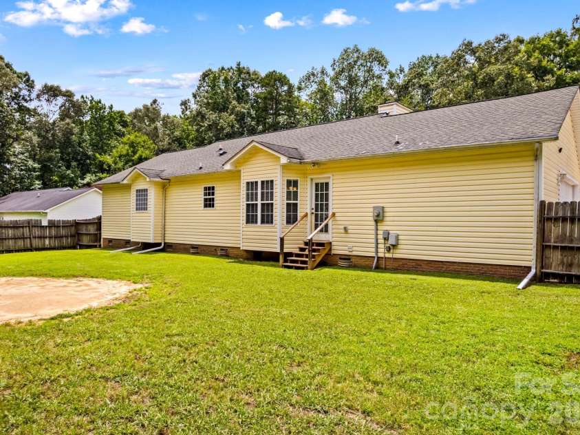 635 Charles Street, Rockwell, NC 28138.  MLS# CAR4405331, YatesRealty ID 39296. 
