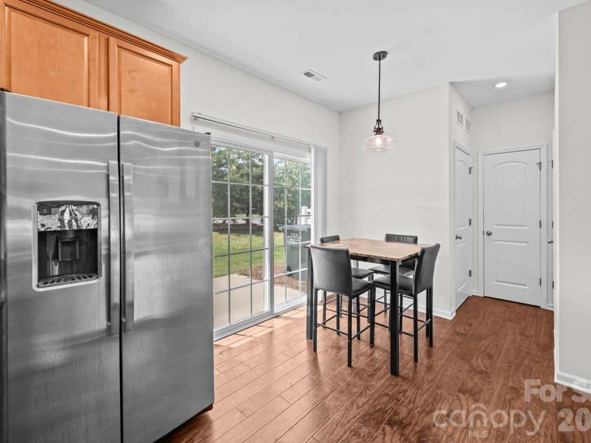 5516 John Mcdowell Place, Charlotte, NC 28217.  MLS# CAR4404823, YatesRealty ID 39299. 