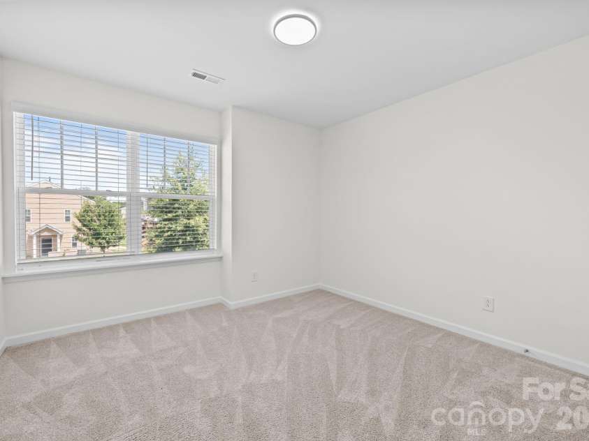 5516 John Mcdowell Place, Charlotte, NC 28217.  MLS# CAR4404823, YatesRealty ID 39299. 