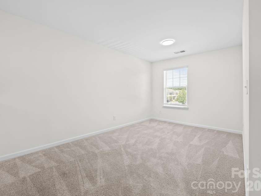 5516 John Mcdowell Place, Charlotte, NC 28217.  MLS# CAR4404823, YatesRealty ID 39299. 