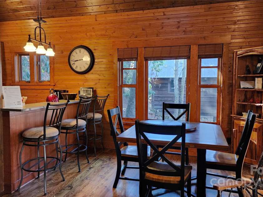 5 Chaucer Road, Black Mountain, NC 28711.  MLS# CAR4182030, YatesRealty ID 393. 