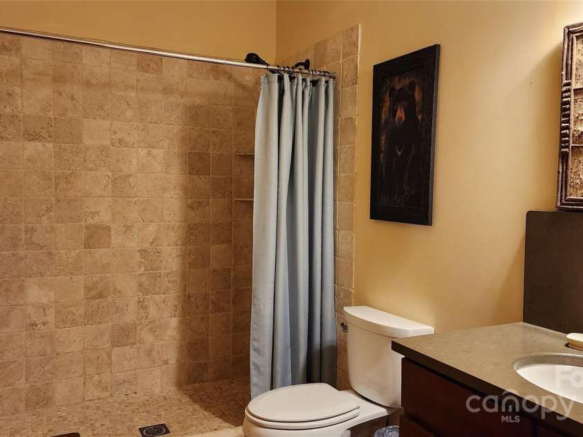 5 Chaucer Road, Black Mountain, NC 28711.  MLS# CAR4182030, YatesRealty ID 393. 