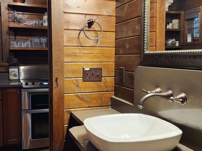 5 Chaucer Road, Black Mountain, NC 28711.  MLS# CAR4182030, YatesRealty ID 393. 