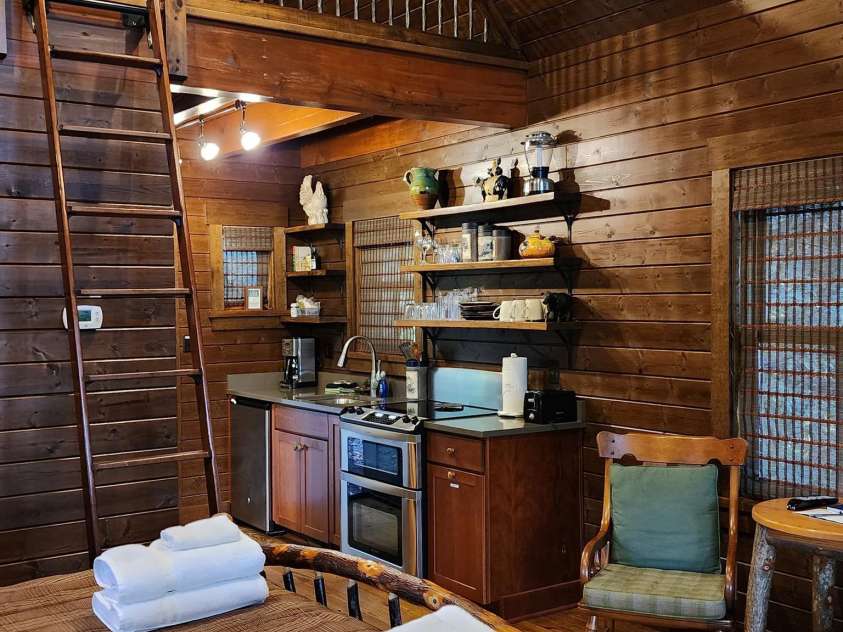 5 Chaucer Road, Black Mountain, NC 28711.  MLS# CAR4182030, YatesRealty ID 393. 