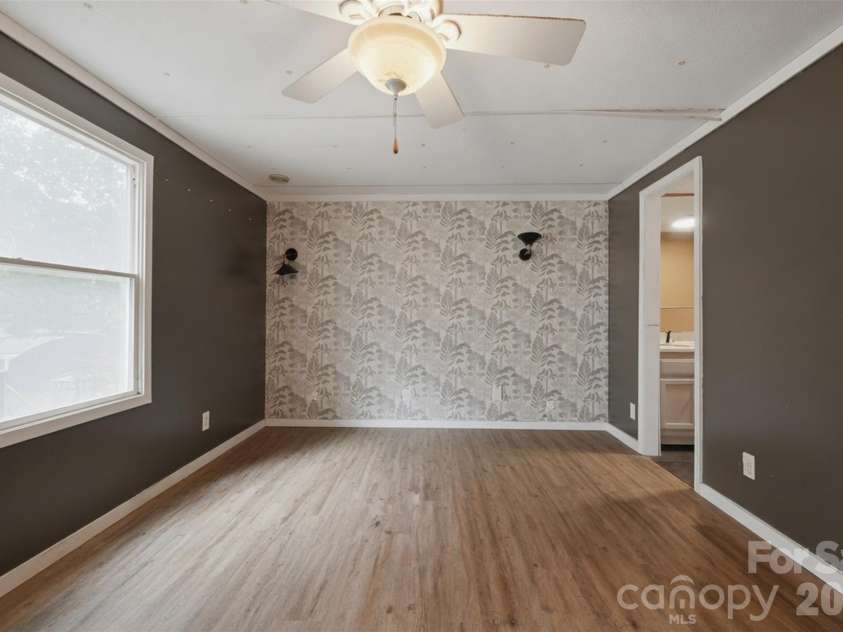 546 Bethlehem Road, Statesville, NC 28677.  MLS# CAR4404814, YatesRealty ID 39300. 