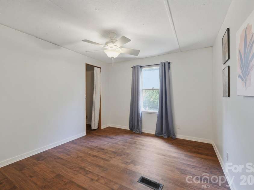 546 Bethlehem Road, Statesville, NC 28677.  MLS# CAR4404814, YatesRealty ID 39300. 