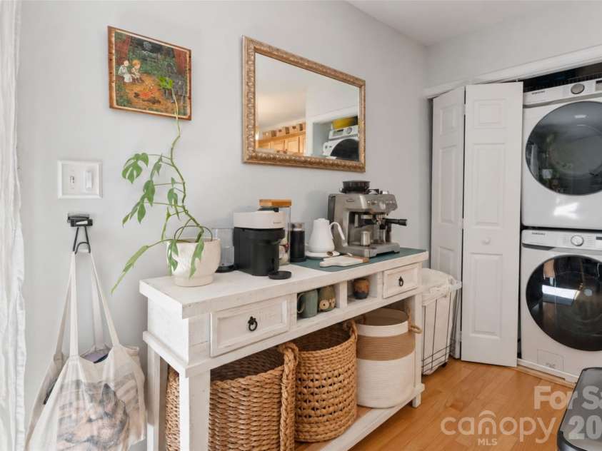 18 Old West Chapel Road, Asheville, NC 28803.  MLS# CAR4404864, YatesRealty ID 39301. Laundry off entry and kitchen