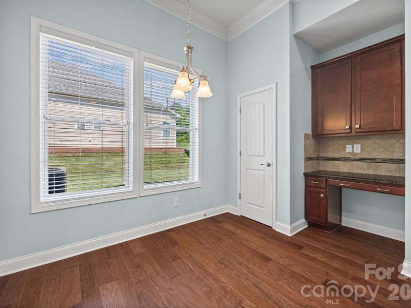 5218 Casper Drive, Charlotte, NC 28214.  MLS# CAR4404834, YatesRealty ID 39302. 