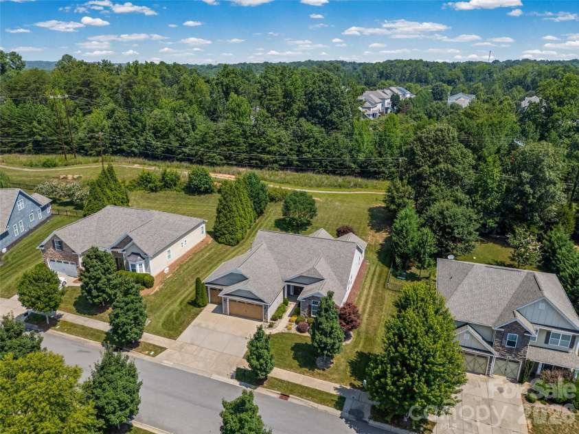 5218 Casper Drive, Charlotte, NC 28214.  MLS# CAR4404834, YatesRealty ID 39302. 