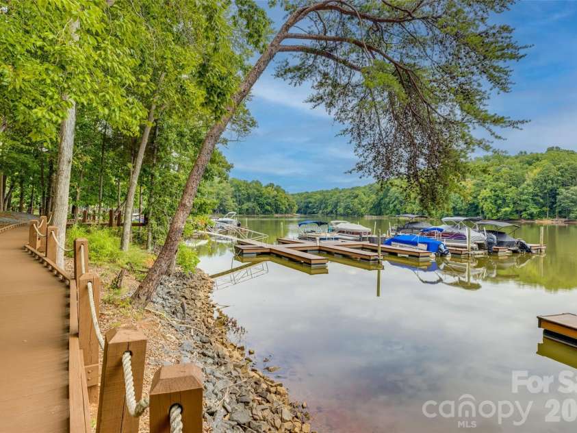 5218 Casper Drive, Charlotte, NC 28214.  MLS# CAR4404834, YatesRealty ID 39302. 