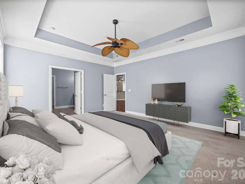 5218 Casper Drive, Charlotte, NC 28214.  MLS# CAR4404834, YatesRealty ID 39302. 