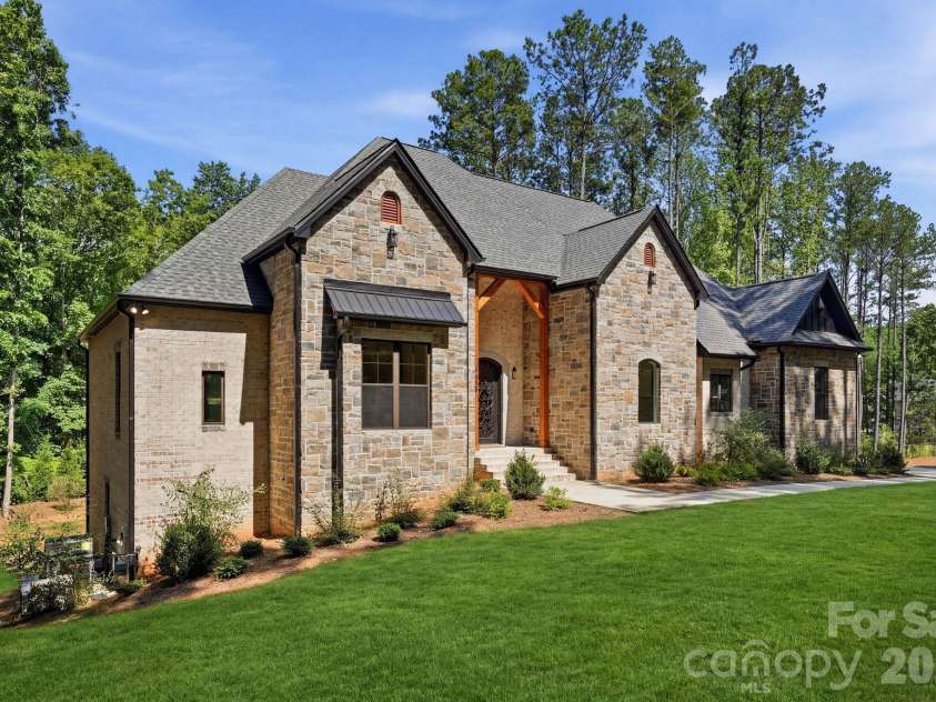 4028 Spindrift Cove Drive, Denver, NC 28037.  MLS# CAR4404828, YatesRealty ID 39304. 