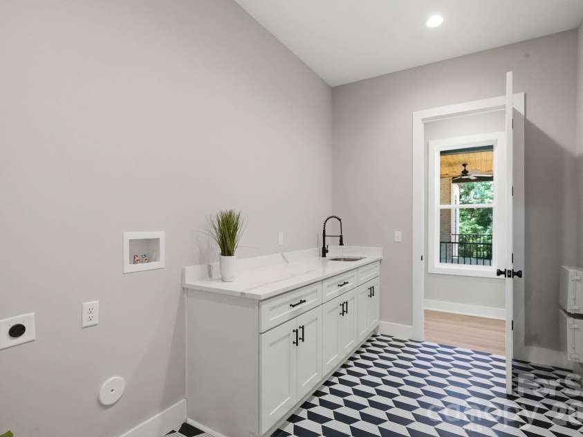4028 Spindrift Cove Drive, Denver, NC 28037.  MLS# CAR4404828, YatesRealty ID 39304. 