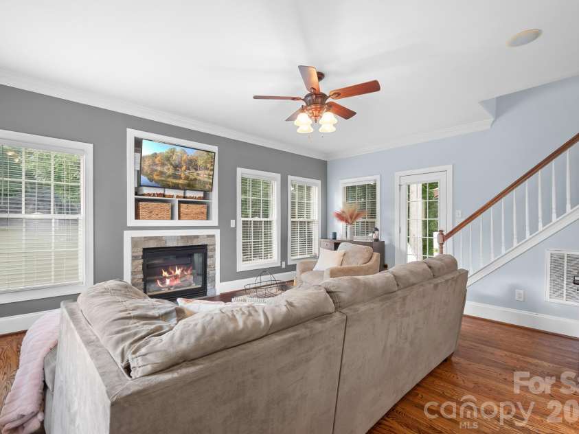 142 Valley Glen Drive, Troutman, NC 28166.  MLS# CAR4404466, YatesRealty ID 39305. 