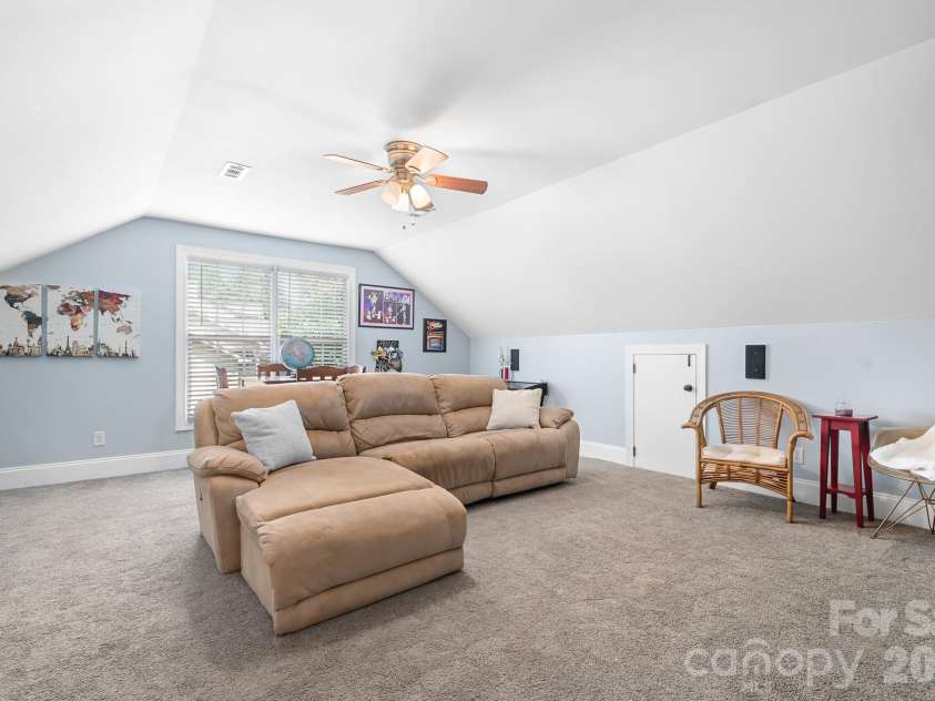 142 Valley Glen Drive, Troutman, NC 28166.  MLS# CAR4404466, YatesRealty ID 39305. 