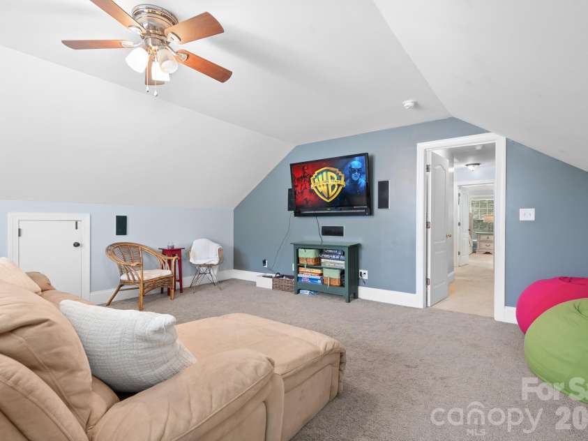 142 Valley Glen Drive, Troutman, NC 28166.  MLS# CAR4404466, YatesRealty ID 39305. 