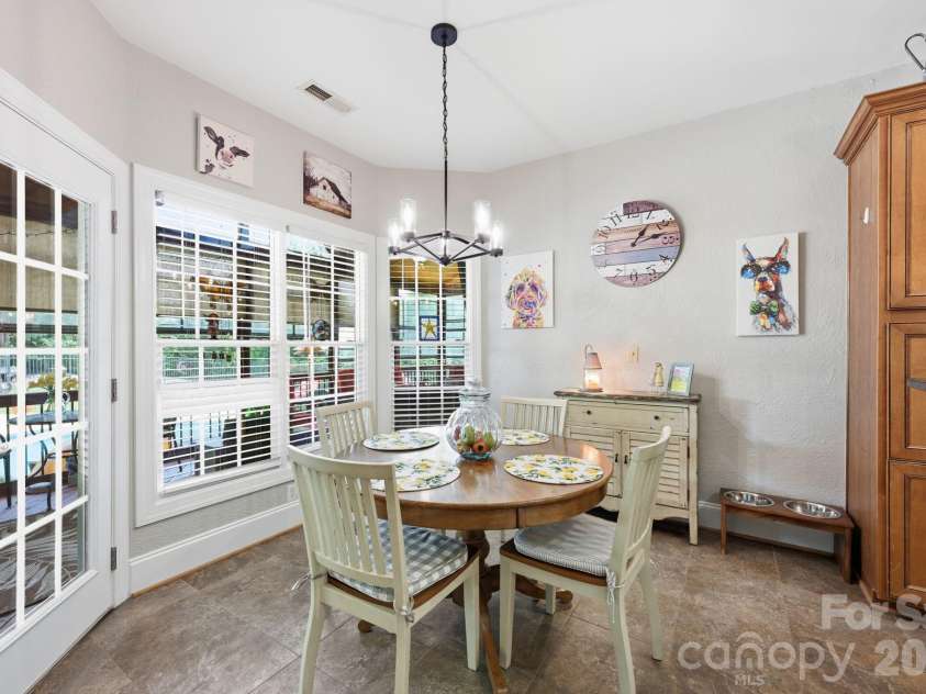 4659 Sagittarius Circle, Denver, NC 28037.  MLS# CAR4404495, YatesRealty ID 39306. Breakfast Area