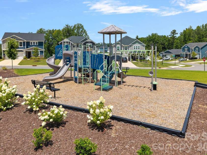 4401 Grisham Drive, Denver, NC 28037.  MLS# CAR4404928, YatesRealty ID 39308. 