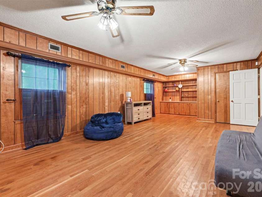 173 Hillcrest Avenue, Concord, NC 28025.  MLS# CAR4404613, YatesRealty ID 39309. 