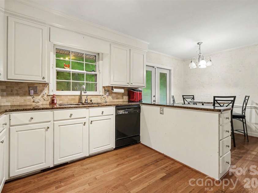 173 Hillcrest Avenue, Concord, NC 28025.  MLS# CAR4404613, YatesRealty ID 39309. 