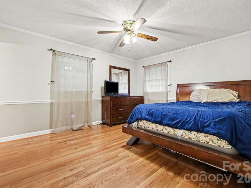 173 Hillcrest Avenue, Concord, NC 28025.  MLS# CAR4404613, YatesRealty ID 39309. 