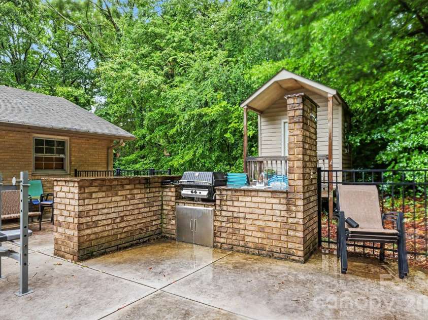 173 Hillcrest Avenue, Concord, NC 28025.  MLS# CAR4404613, YatesRealty ID 39309. 