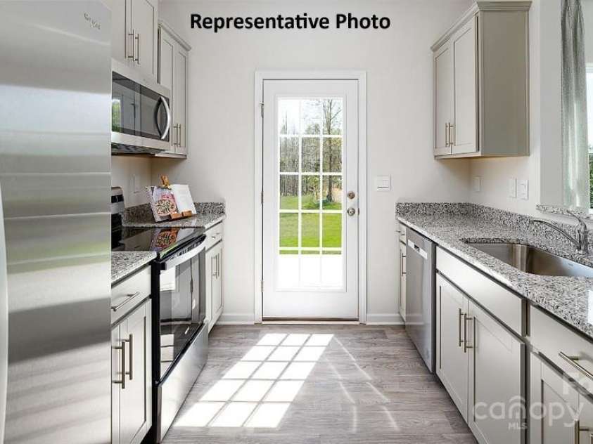 531 Trading Post Lane, York, SC 29745.  MLS# CAR4231883, YatesRealty ID 3931. 