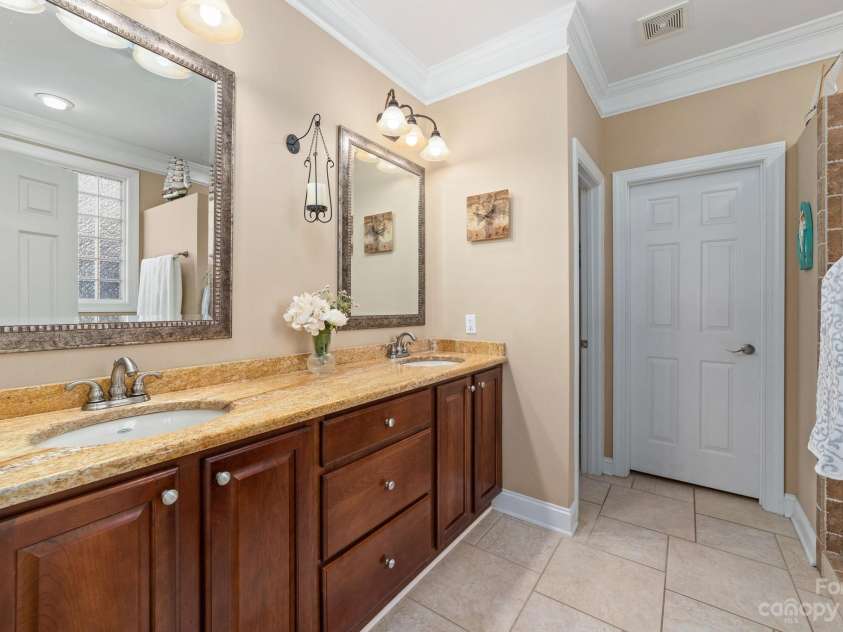 8065 Bay Pointe Drive, Denver, NC 28037.  MLS# CAR4101736, YatesRealty ID 3931. 