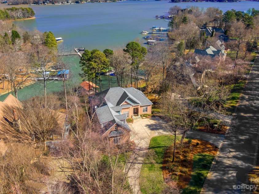 8065 Bay Pointe Drive, Denver, NC 28037.  MLS# CAR4101736, YatesRealty ID 3931. 