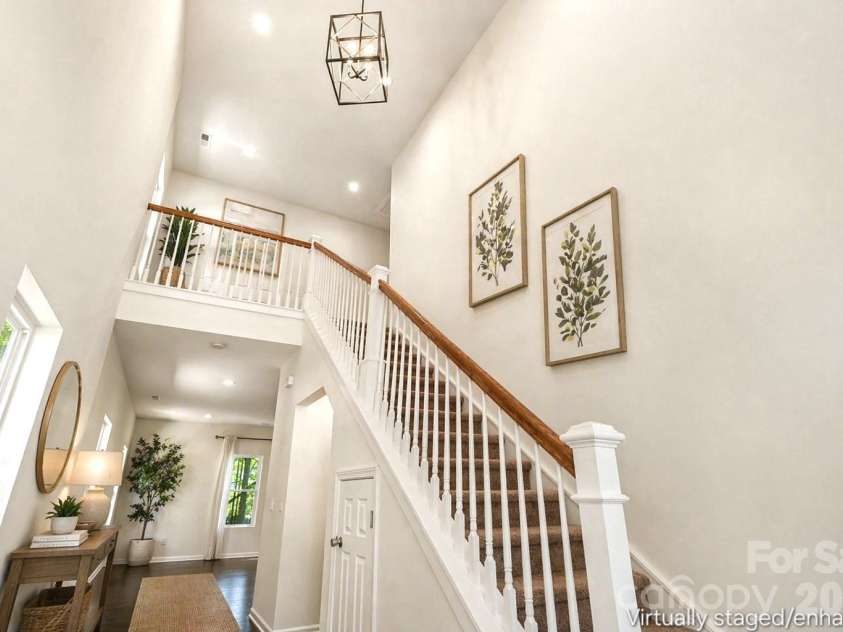 2415 Kimway Drive, Matthews, NC 28105.  MLS# CAR4405073, YatesRealty ID 39311. 