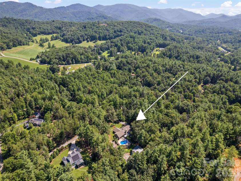 58 Sedgewood Court, Fairview, NC 28730.  MLS# CAR4405179, YatesRealty ID 39312. 