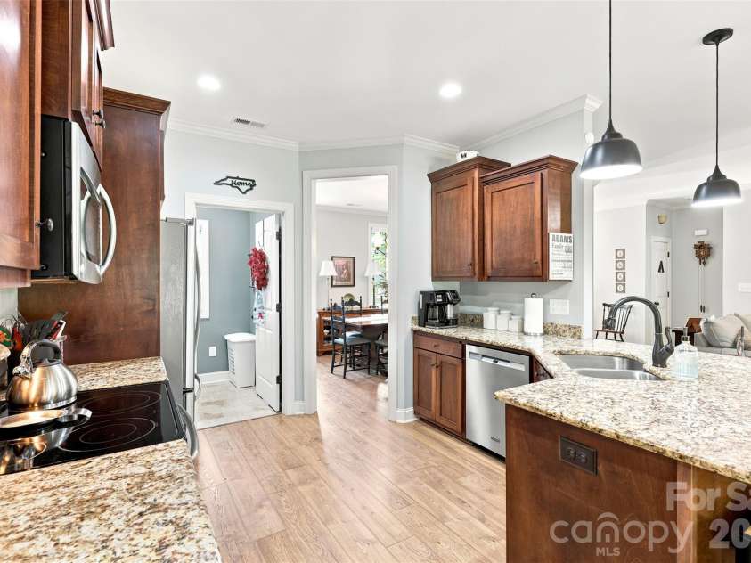 3809 Creek Ridge Drive, Denver, NC 28037.  MLS# CAR4403828, YatesRealty ID 39313. 