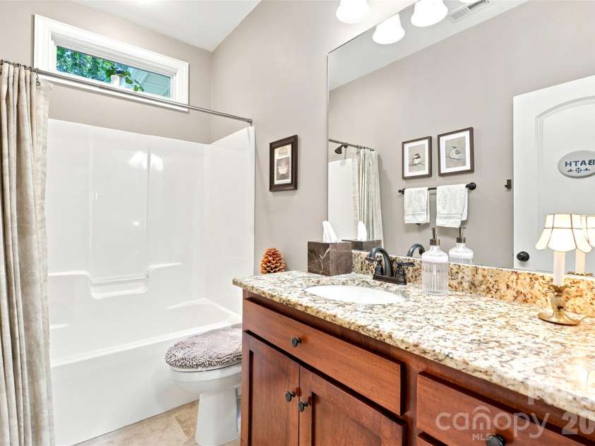 3809 Creek Ridge Drive, Denver, NC 28037.  MLS# CAR4403828, YatesRealty ID 39313. 