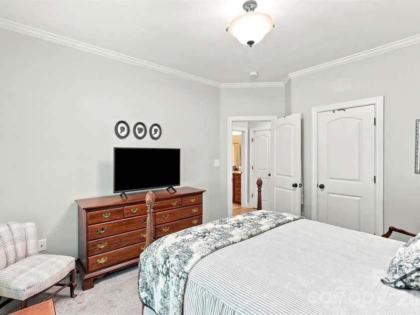 3809 Creek Ridge Drive, Denver, NC 28037.  MLS# CAR4403828, YatesRealty ID 39313. 